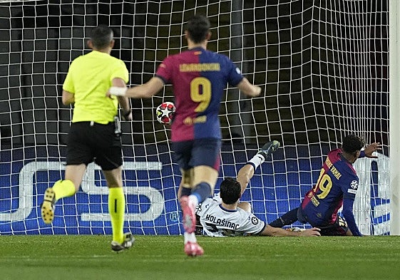 El gol de Lamine Yamal que abrió el marcador ante el Atalanta.