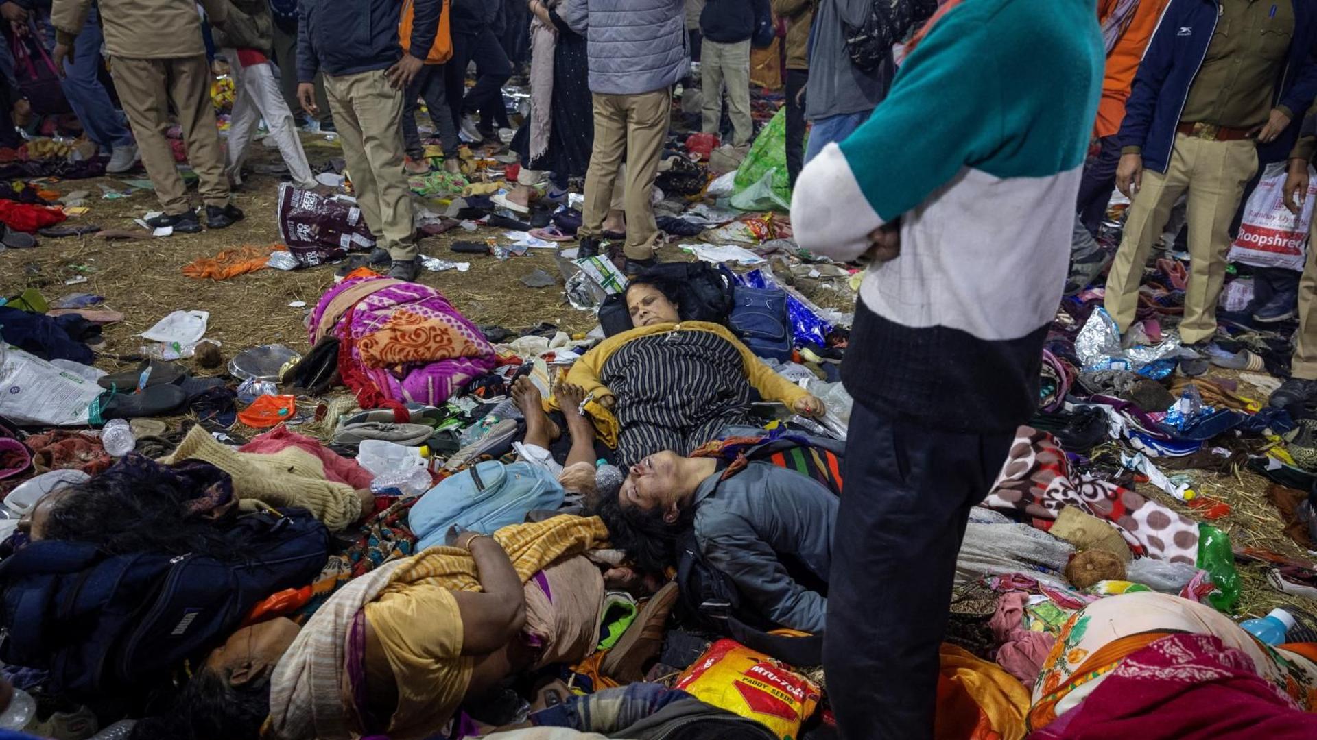 在昆布·梅拉(Kumbh Mela)中导致数十人死亡,这是地球上最大的人类集中度 在昆布·梅拉(Kumbh Mela)中导致数十人死亡,这是地球上最大的人类集中度