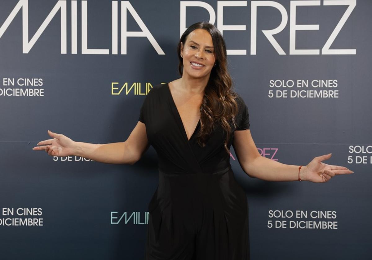 La actriz Karla Sofía Gascón, en un acto promocional de la película 'Emilia Pérez' antes de iniciarse toda la polémica.