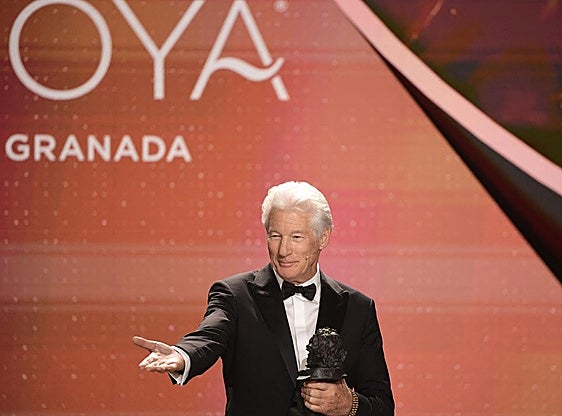 Richard Gere, Goya Internacional: «Vengo de América, donde un matón es el presidente»