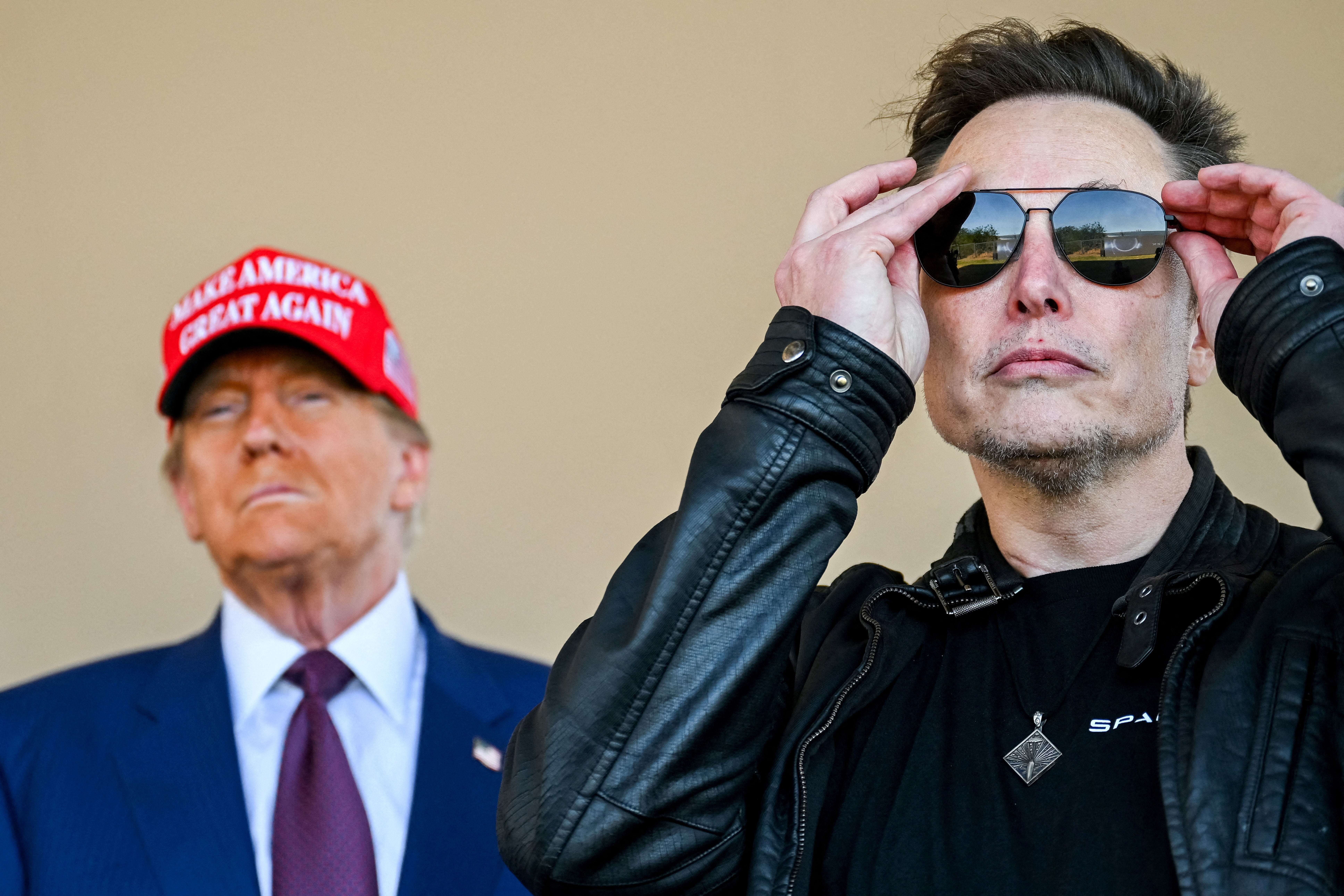 Donald Trump y Elon Musk, el encargado de los recortes en la Administración.