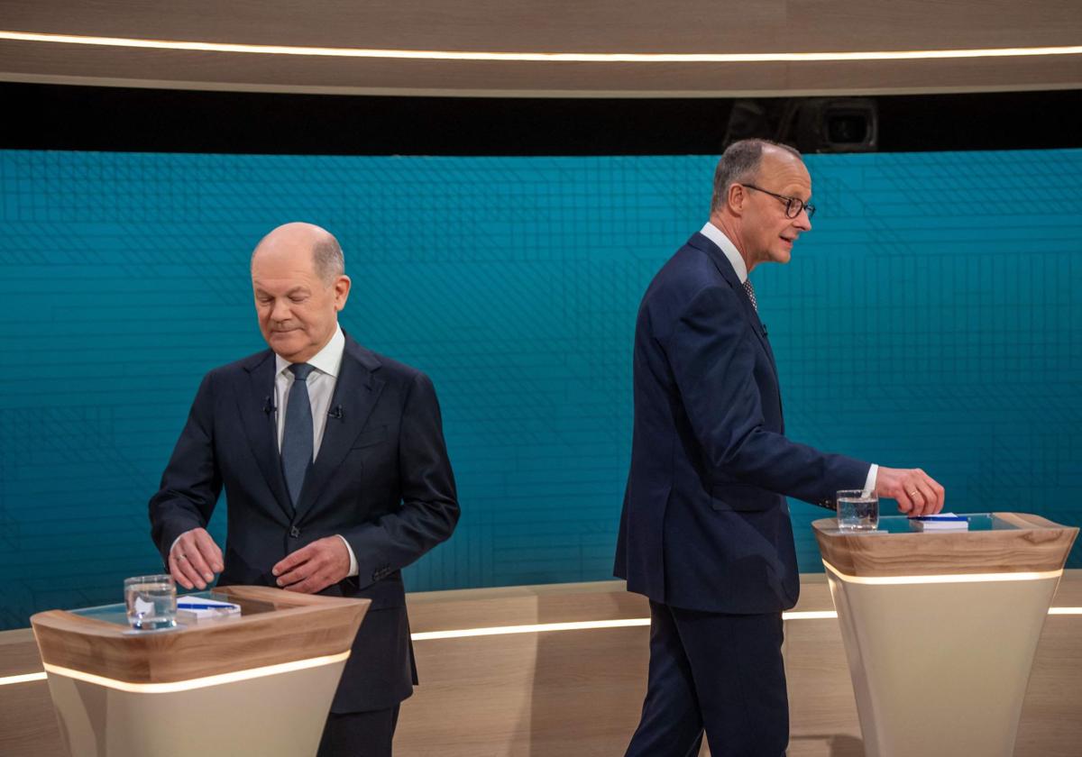 Olaf Scholz y Friedrich Merz, el domingo en su primer cara a cara para las elecciones del 23 de febrero.