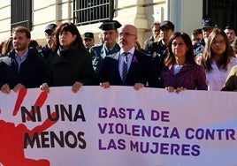 Minuto de silencio por el asesinato de una mujer en Asturias por violencia de género