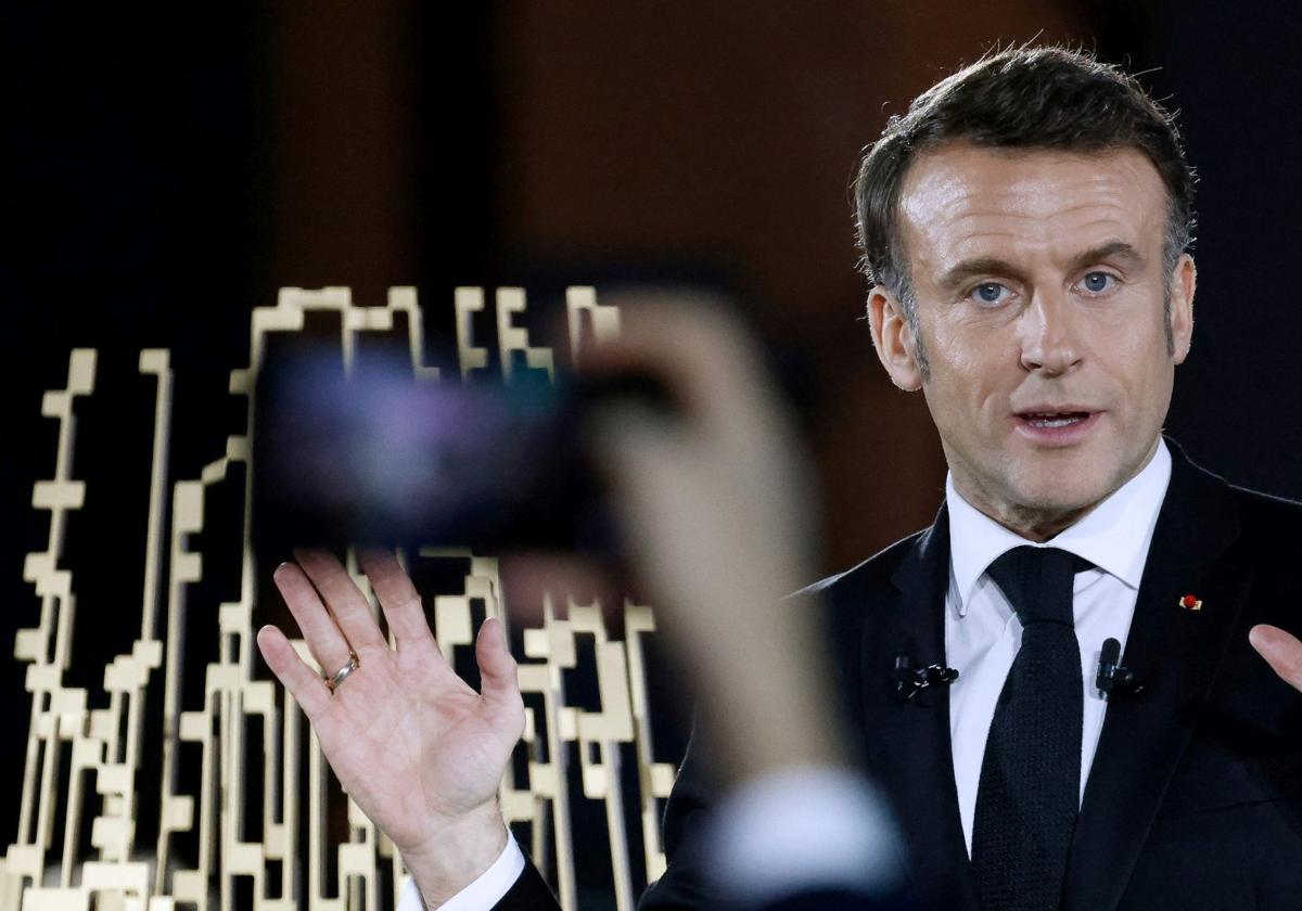 El presidente Emmanuel Macron, durante la cumbre de la IA en París.