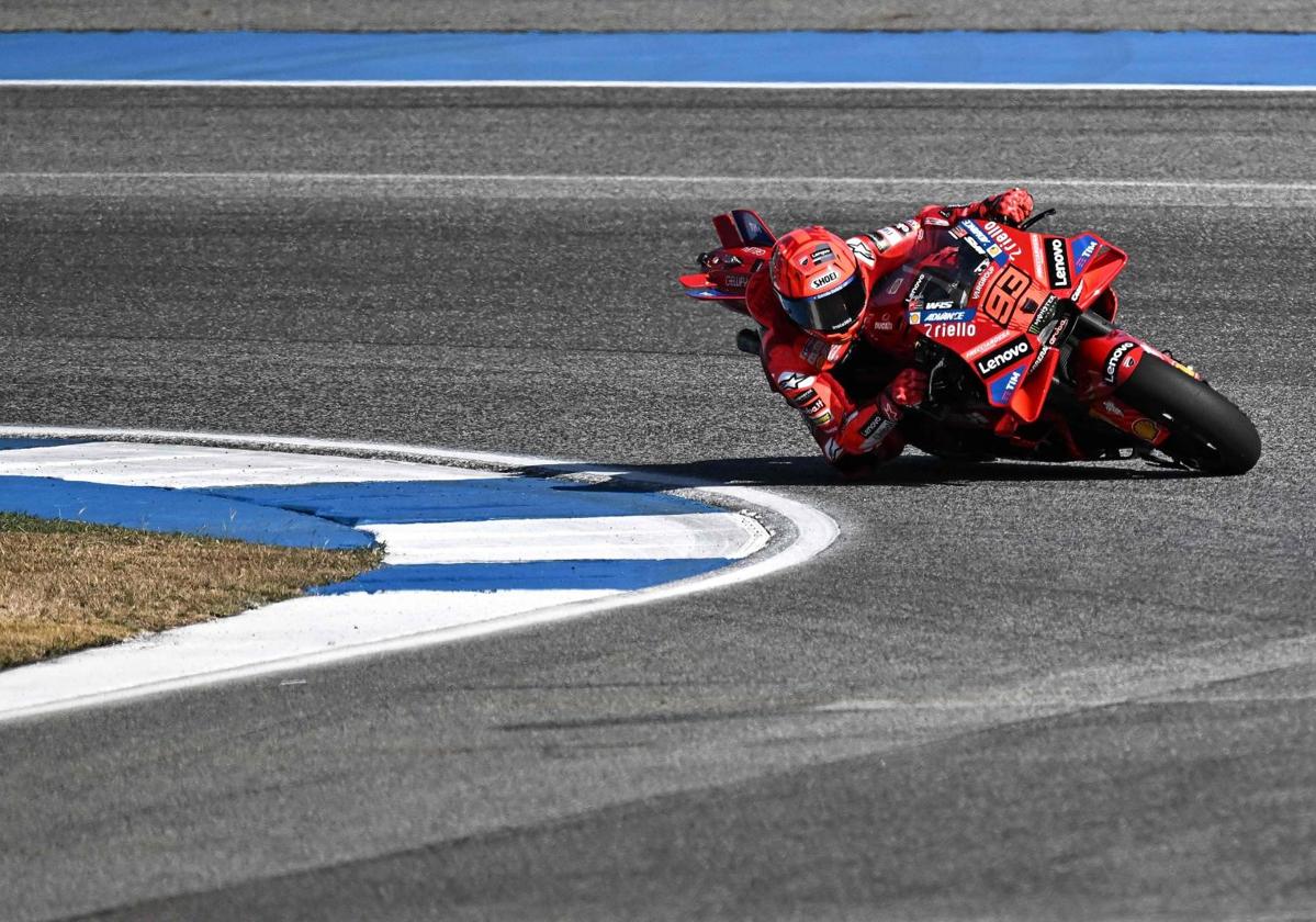 Marc Márquez, riding the Ducati in Thailand.