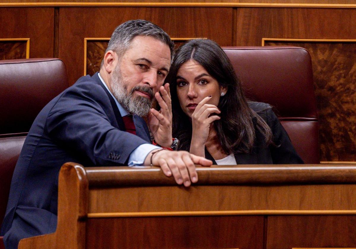 Vox la toma con la retranca de Rajoy y le acusa de «no cumplir ni un punto de su programa electoral»