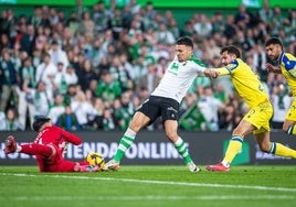 El Cádiz sigue escalando posiciones tras ganar en El Sardinero