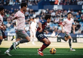 El Levante perdona al Sporting y se conforma con un empate