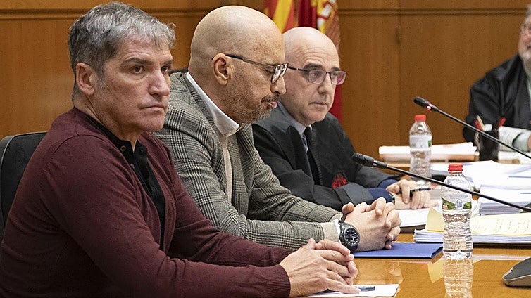Procesan a la productora de 'Sálvame', el paparazzi Gustavo González y a un policía por espiar a 182 famosos