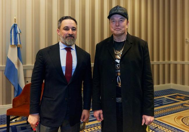 Santiago Abascal y Elon Musk, este jueves en la CPAC en Washington.