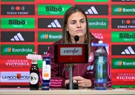 Irene Paredes, en conferencia de prensa en Valencia.