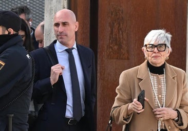 Rubiales, condenado a una multa de 10.800 euros por el beso a Jenni Hermoso