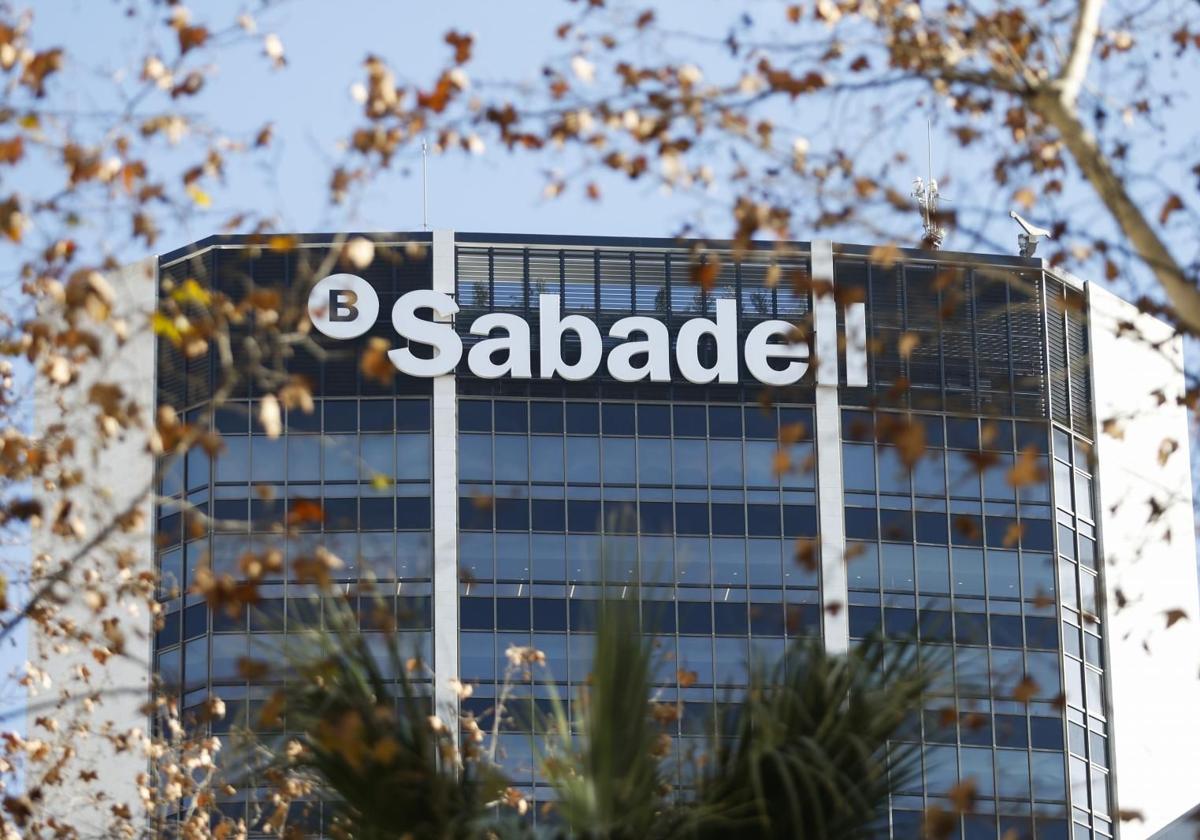 Banco Sabadell remite a Competencia sus alegaciones contra la opa de BBVA