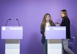 Pablo Fernández, secretario de Organización y portavoz de Podemos, y María Teresa Pérez, secretaria de Discurso, Acción Institucional y portavoz adjunta de la formación.