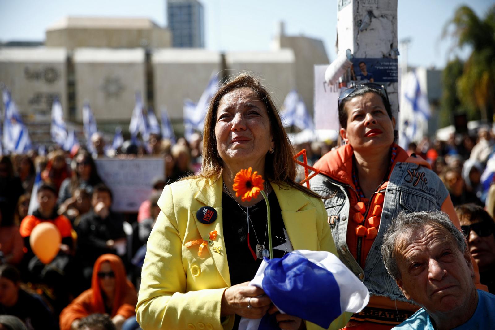 Así ha sido el emotivo funeral de Shiri Bibas y sus dos hijos