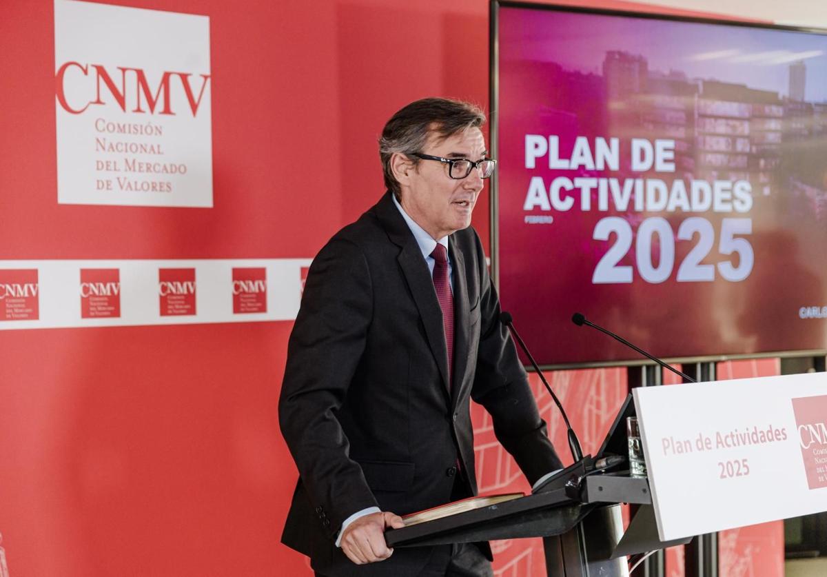 El presidente de la CNMV, Carlos San Basilio, durante la presentación del Plan de Actividades de 2025.