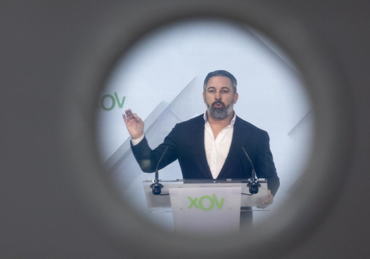 El líder de Vox, Santiago Abascal, durante una rueda de prensa posterior al Comité de Acción Política del partido en julio de 2024.