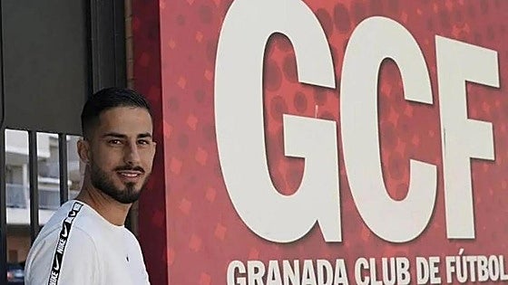 Muere Nico Hidalgo, ex de Granada, Cádiz, Racing y Extremadura UD, a los 32 años