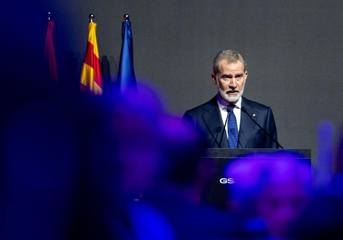 El rey Felipe VI preside la tradicional cena de bienvenida al MWC 2025.