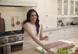 'With Love, Meghan' por fin llega a Netflix, un mes después de tener que posponer su estreno por los incendios que afectaron a Los Ángeles.
