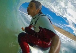 Muere a los 40 años el surfista vasco Hugues Oyarzabal