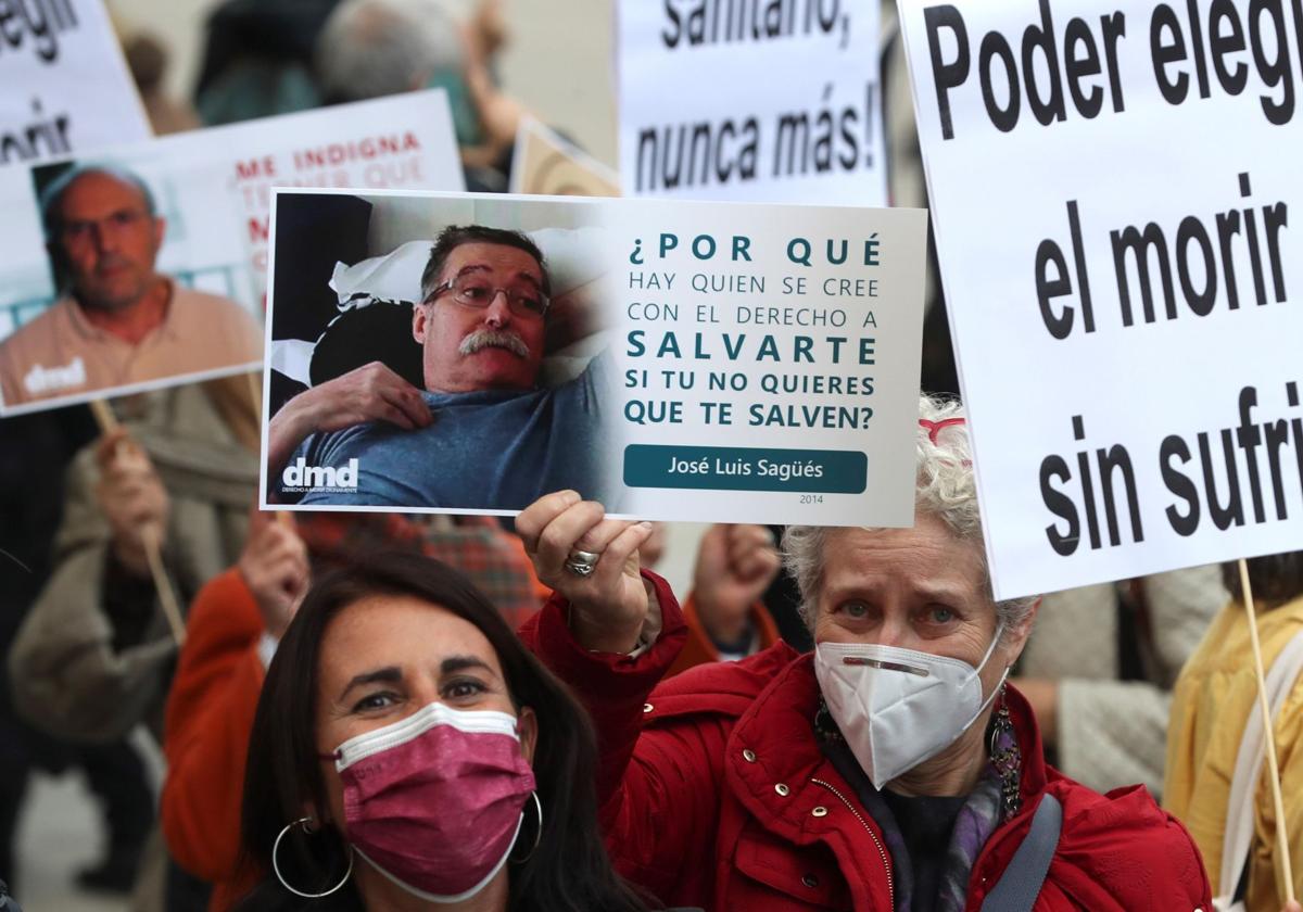 Manifestación de apoyo a la eutanasia en Madrid en 2020.