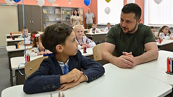 Cómo tres años de guerra han destrozado a una generación de niños y niñas ucranianos
