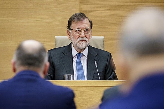 La intervención de Rajoy en 10 frases: «No voy a responder a si creo que son ustedes tontos»