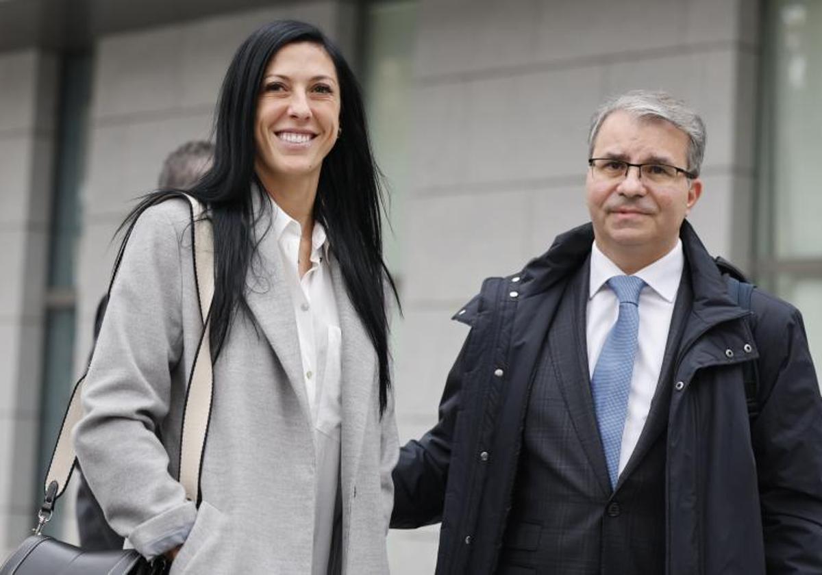 Jenni Hermoso leaving the National Court.