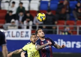 El Eibar escala a costa de un Almería que se descuelga