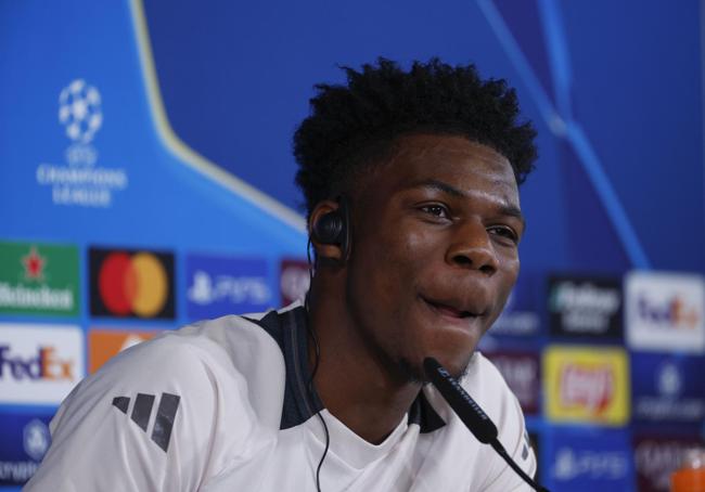 Aurélien Tchouaméni, durante su intervención en la previa del Atlético-Real Madrid.