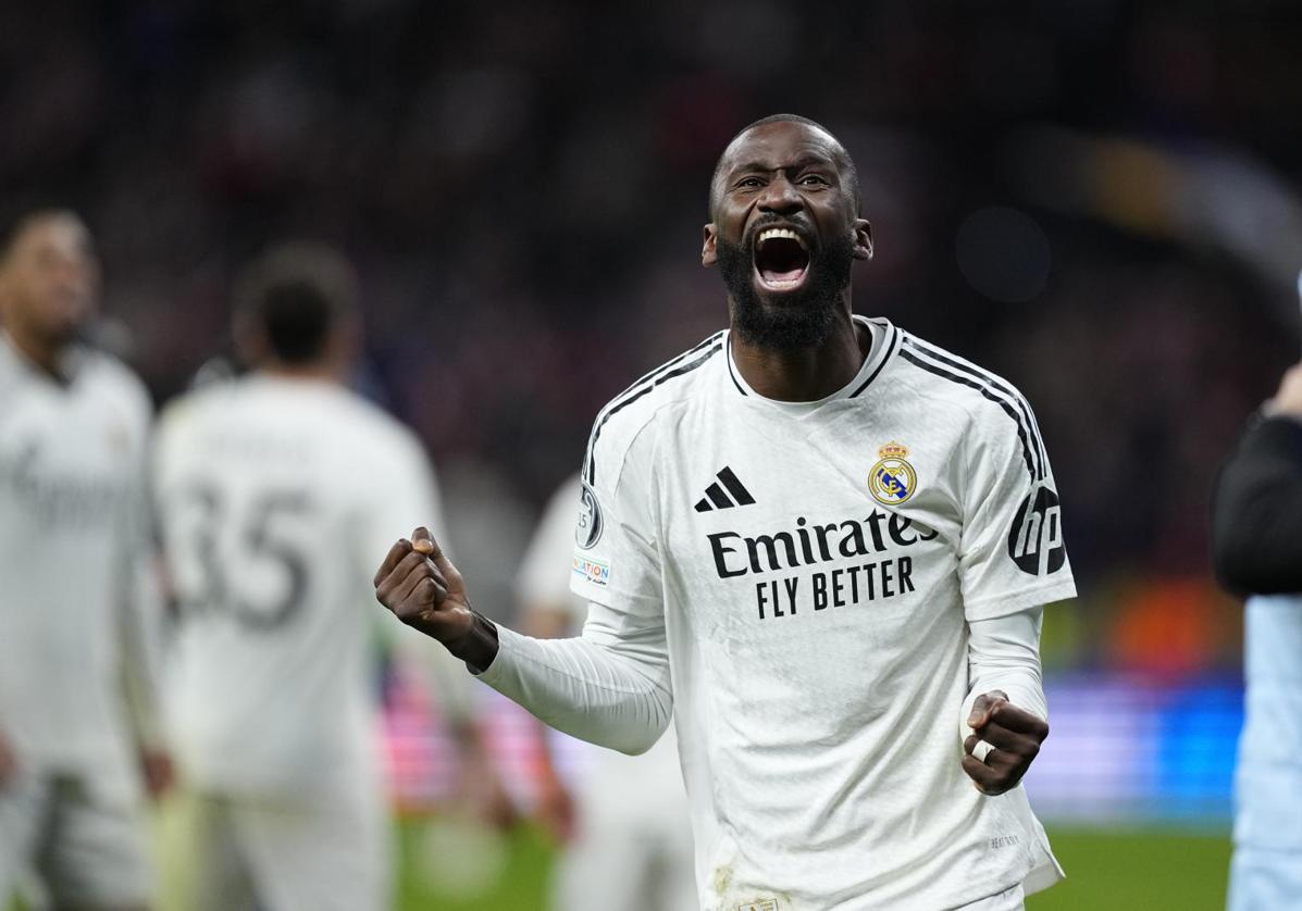 Antonio Rüdiger celebra la clasificación del Real Madrid para los cuartos de final de la Champions.