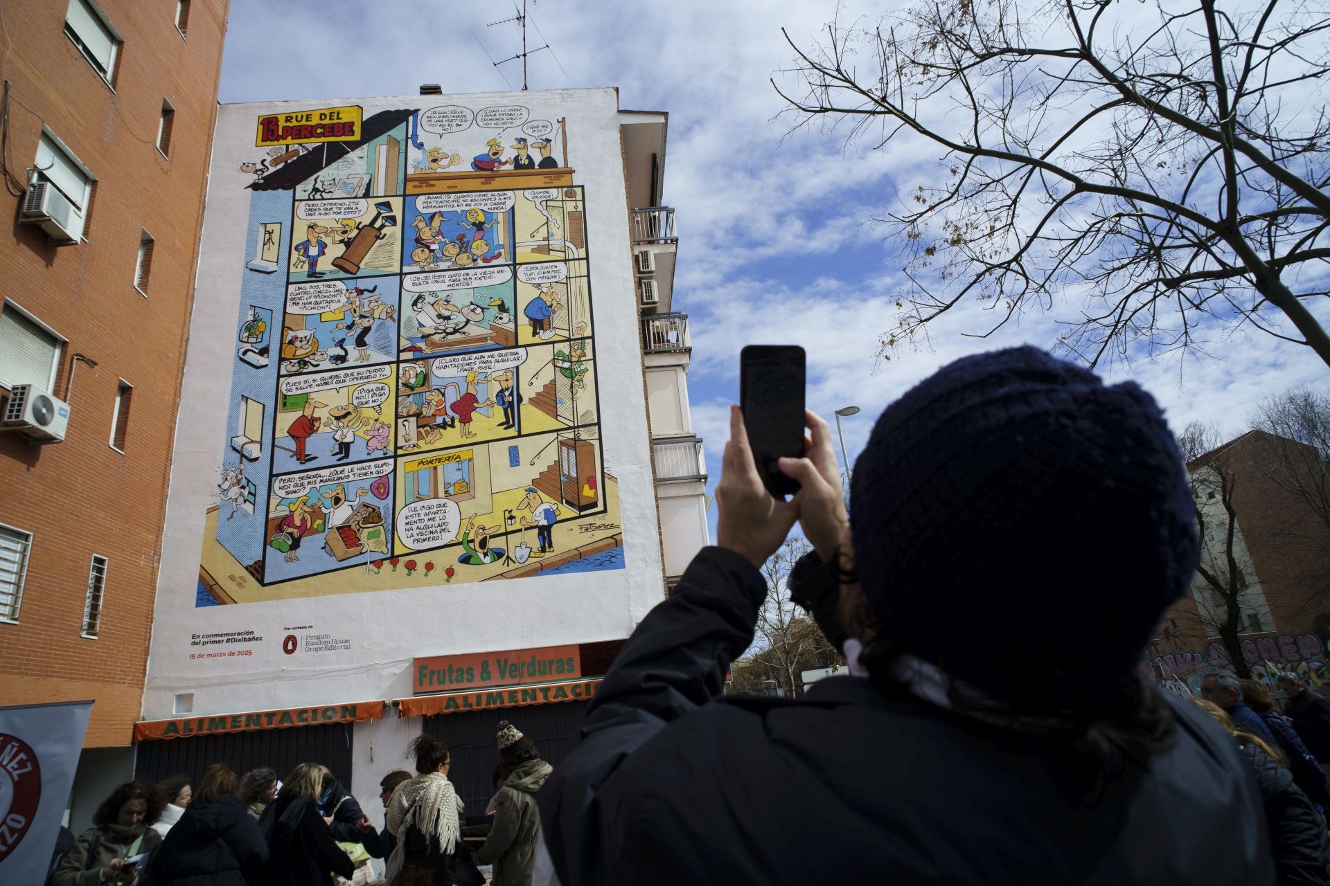 Mural del 13, Rue del Percebe en Madrid.