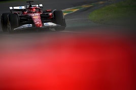 Charles Leclerc durante los entrenamientos libres del GP de Australia.