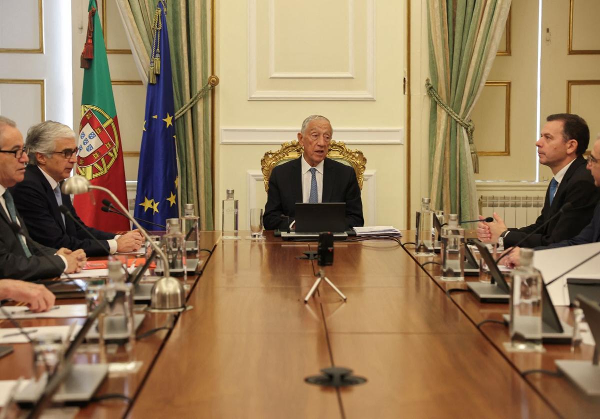 Rebelo de Sousa durante la reunión del Consejo de Estado.