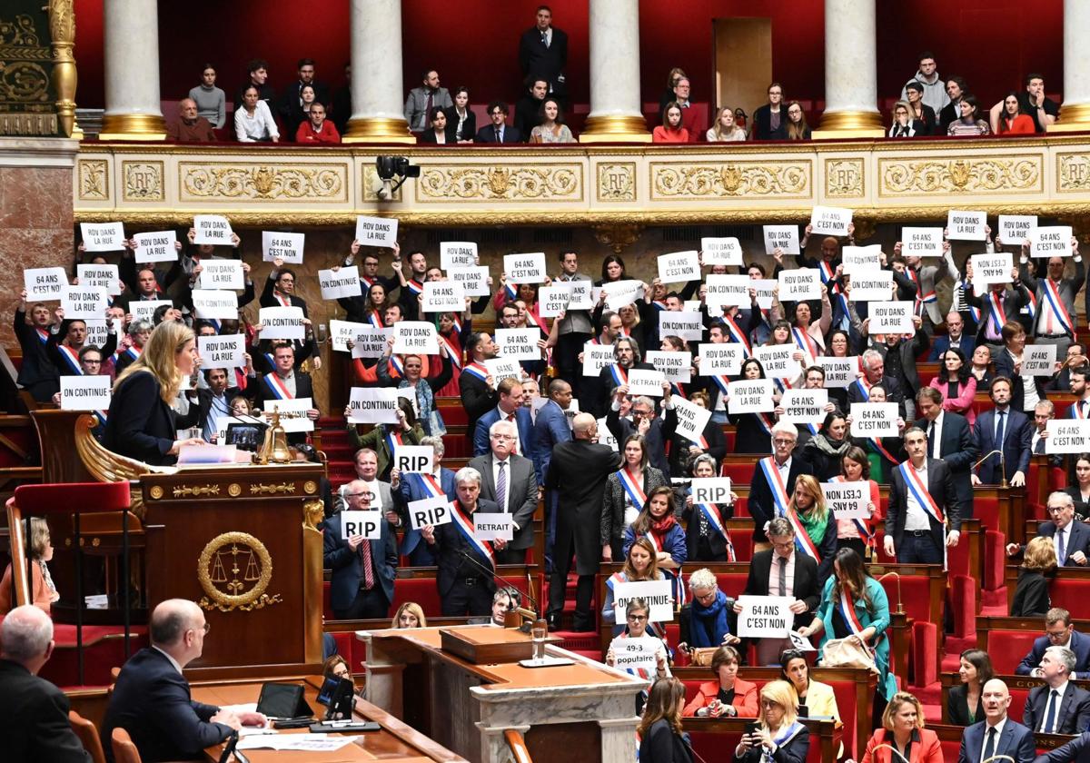 Una sesión de la Asamblea Nacional, donde algunos políticos han sido acusados de consumir drogas.