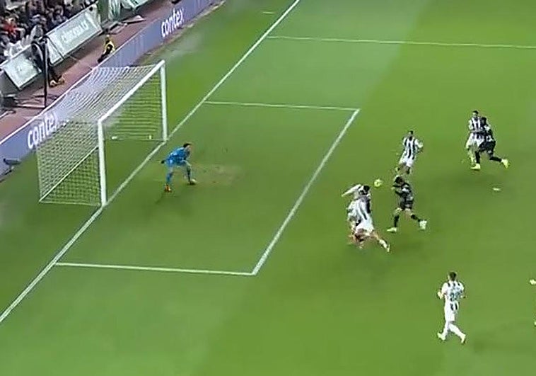 Dotor salva un punto para el Sporting en Córdoba