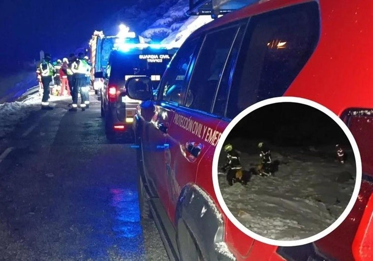 Efectivos de emergencias, anoche en el lugar del accidente.