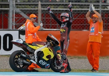 Jake Dixon impone su experiencia y Manu González es más líder en Moto2