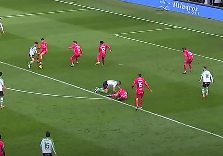 El Racing remonta contra el Tenerife y se pone segundo