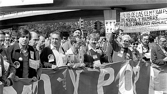La 2 se adentra en la lucha social que trajo la conquista de la democracia