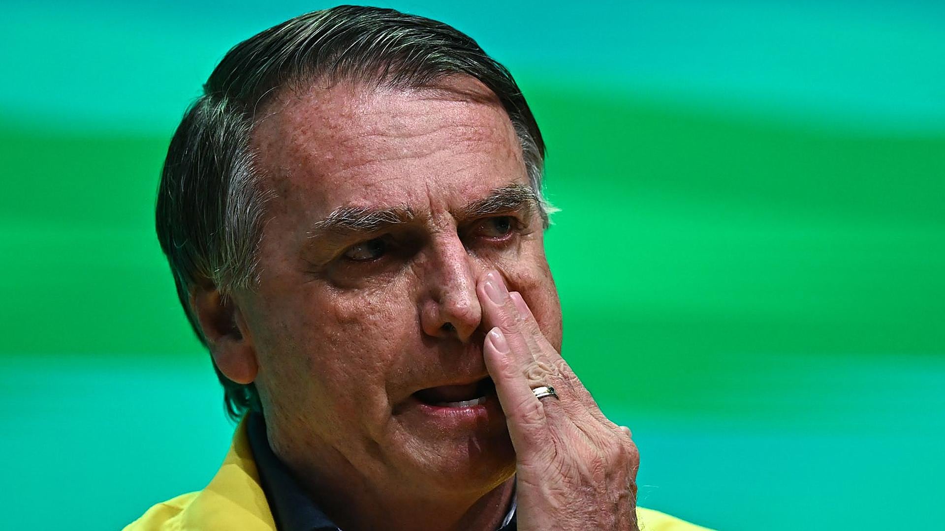 ブラジル最高裁判所は、クーデターの試みのためにボルソナロを判断します