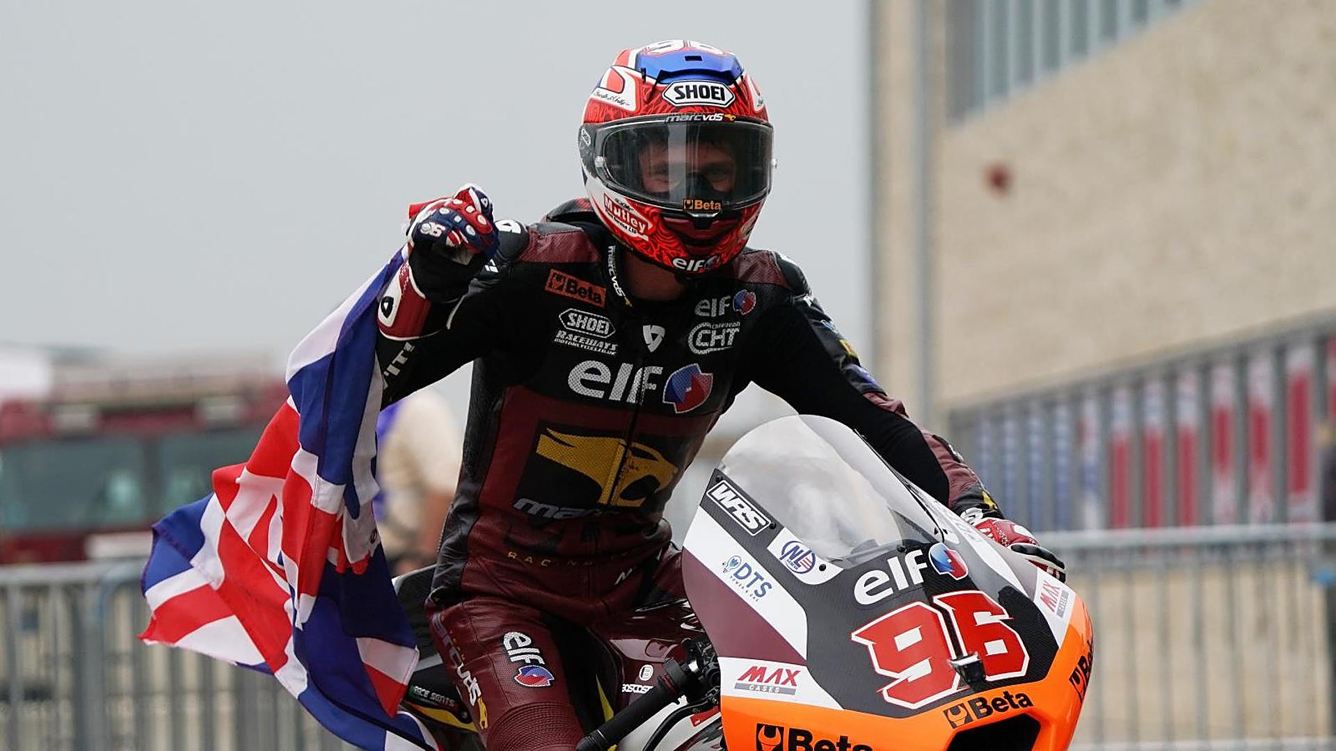 Jake Dixon’s Austin Defeat and Manu González’s Water Incident: Insights from a Content Writer