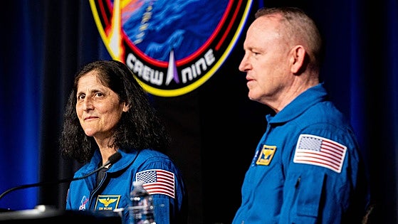 «No nos dejaron abandonados», dicen los astronautas que pasaron nueve meses en la Estación Espacial