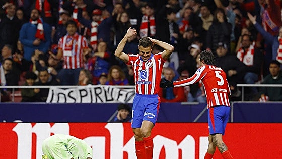 El polémico audio del VAR tras la entrada de Azpilicueta a Raphinha: «Tío, vente a verla»