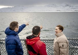 La primera ministra danesa, Mette Frederiksen, visita Groenlandia.