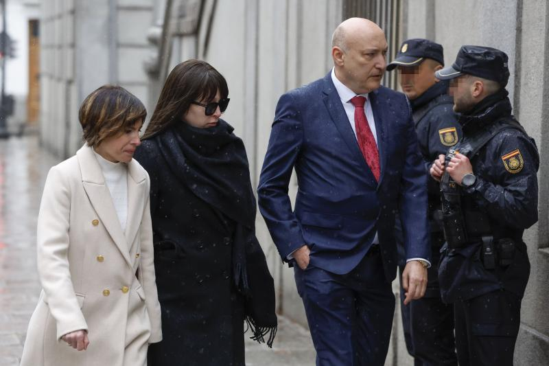 Koldo presionó a la presidenta de Adif para contratar a Jésica: «Si no Jose me corta los huevos»