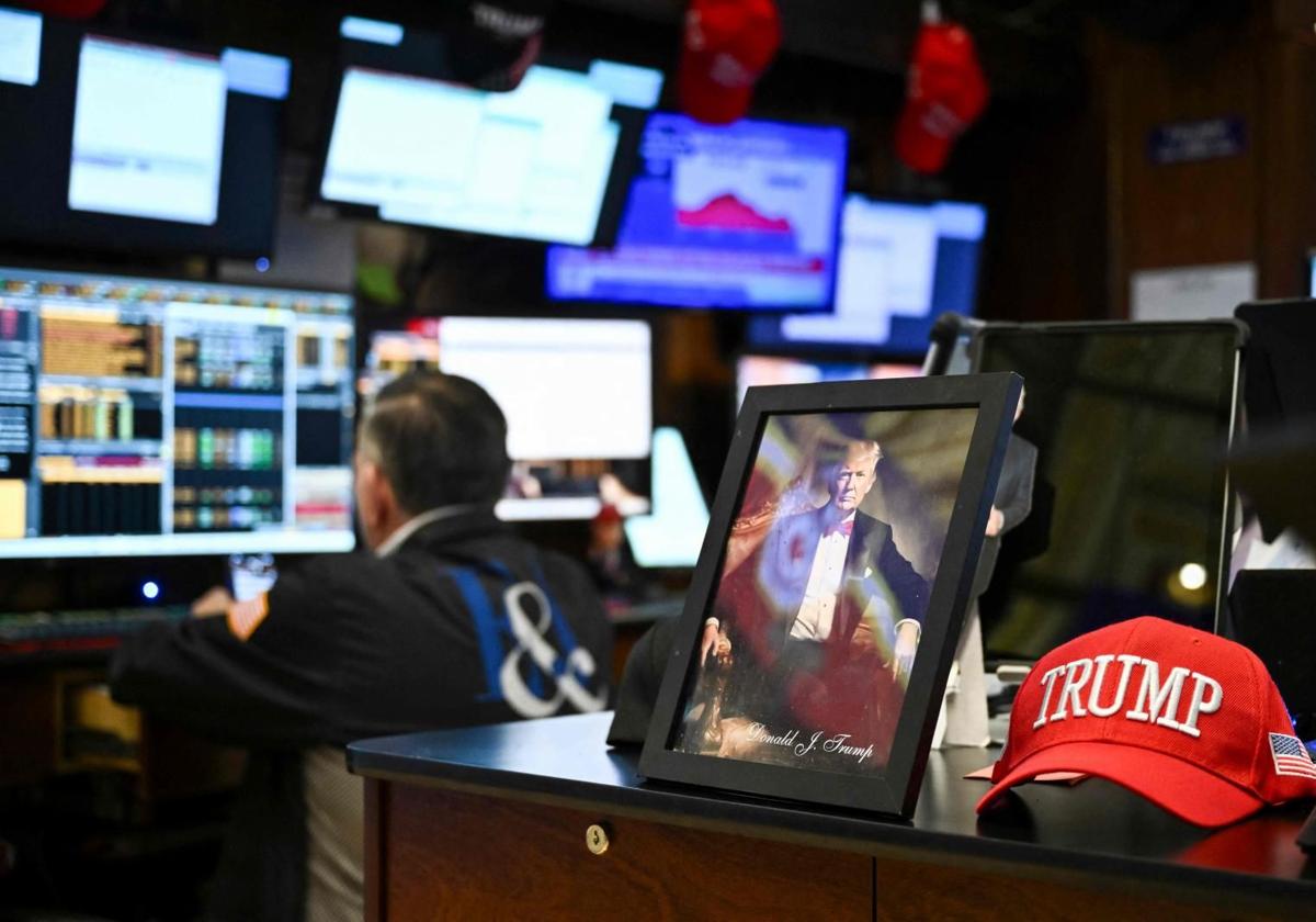 Una mesa de operaciones en la Bolsa de Nueva York.
