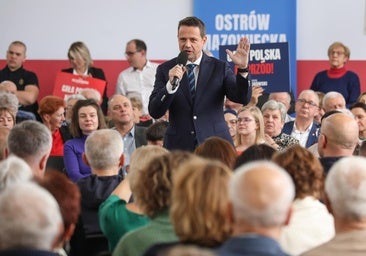 Los pepinillos en vinagre agitan el arranque de la campaña presidencial polaca