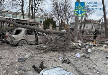 Rusia vuelve a bombardear Ucrania tras la masacre de Sumy y pone a prueba la relación con Washington